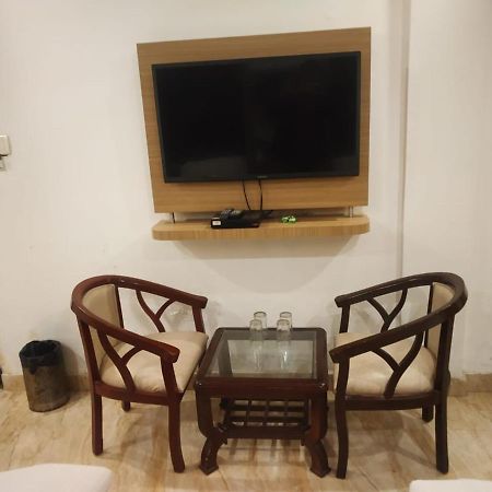 ניו דלהי Adb Rooms Hotel Indo Continental מראה חיצוני תמונה