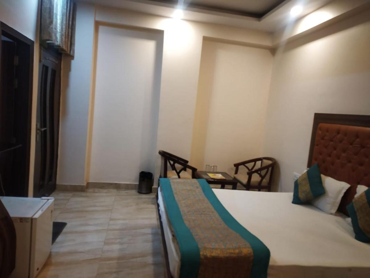 ניו דלהי Adb Rooms Hotel Indo Continental מראה חיצוני תמונה