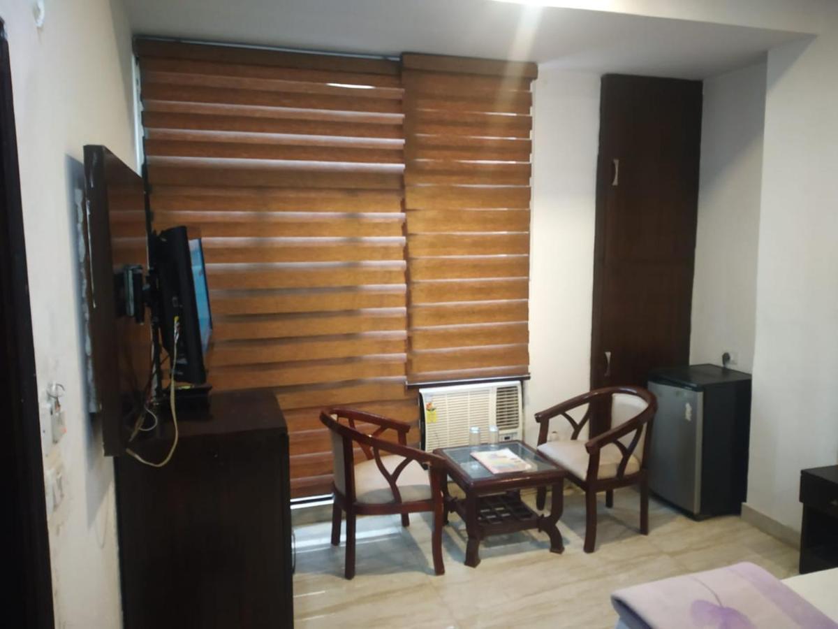 ניו דלהי Adb Rooms Hotel Indo Continental מראה חיצוני תמונה