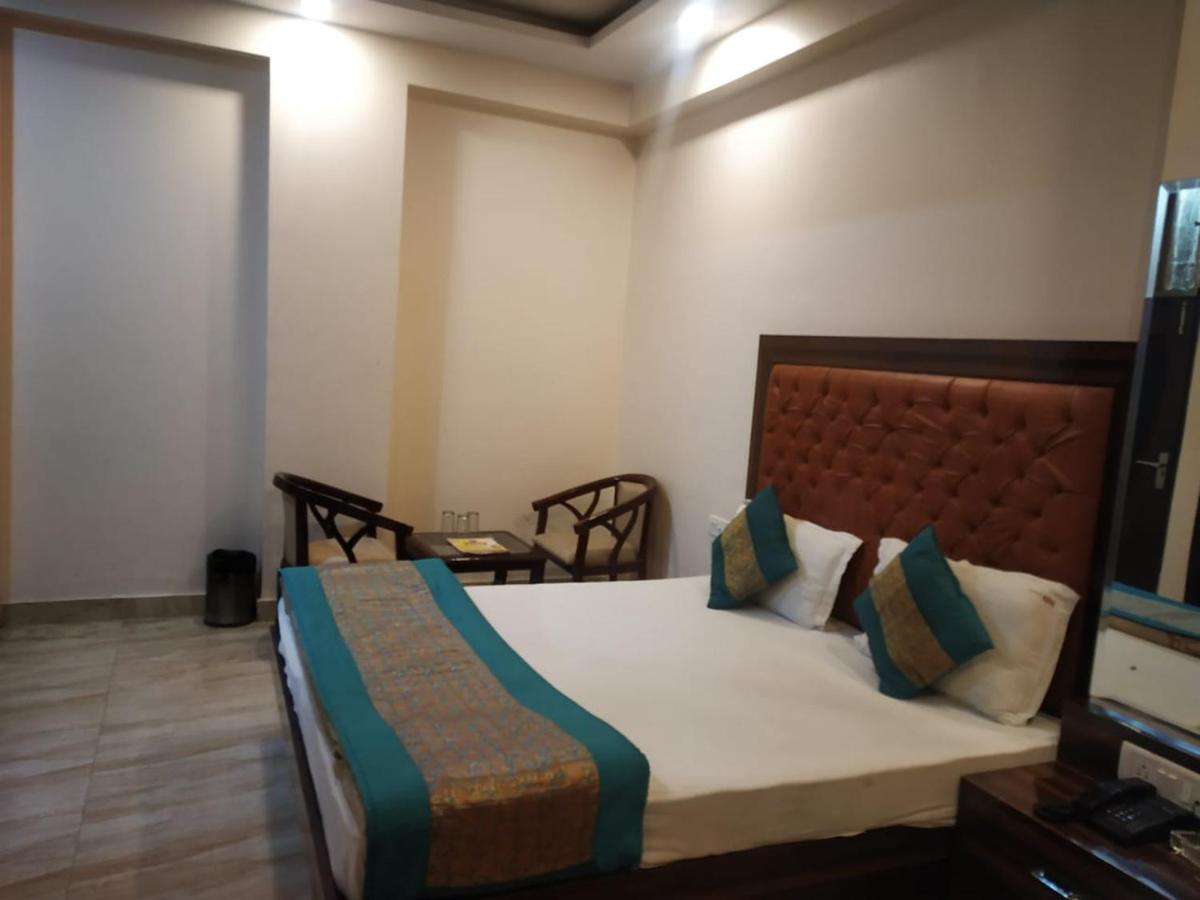 ניו דלהי Adb Rooms Hotel Indo Continental מראה חיצוני תמונה