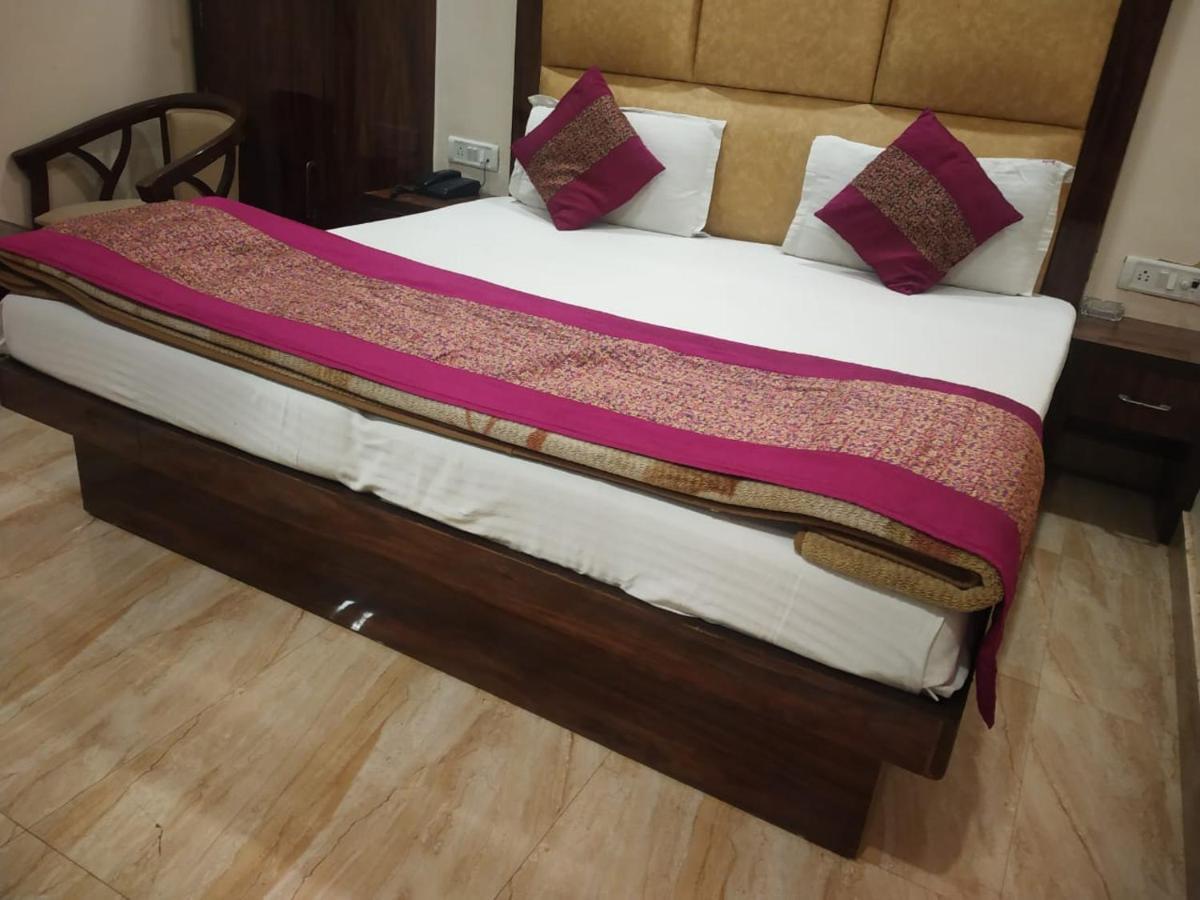 ניו דלהי Adb Rooms Hotel Indo Continental מראה חיצוני תמונה