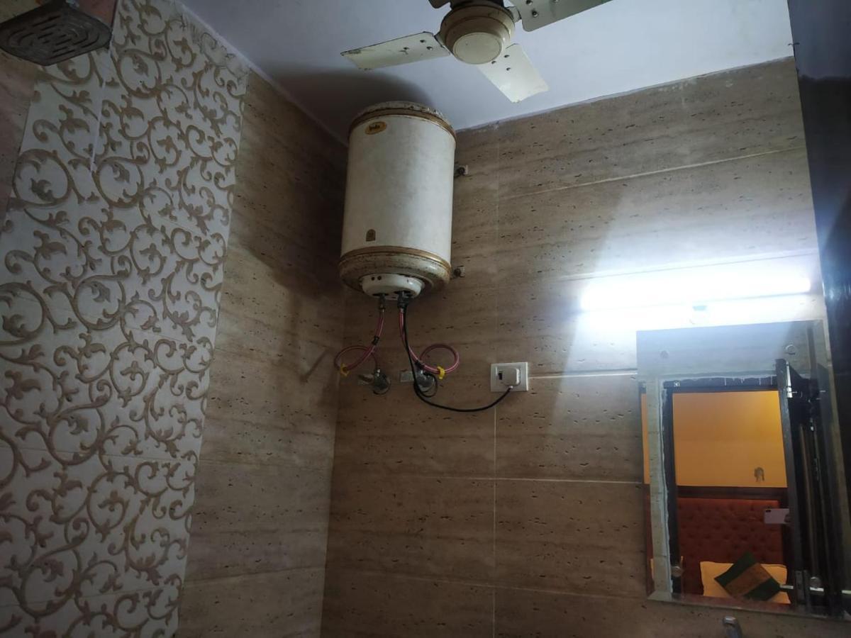 ניו דלהי Adb Rooms Hotel Indo Continental מראה חיצוני תמונה